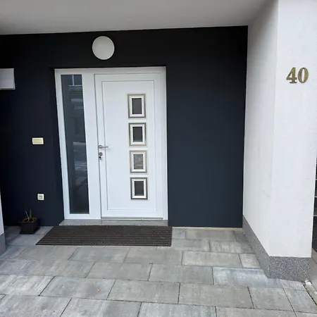 Appartamento Apartma 23 *